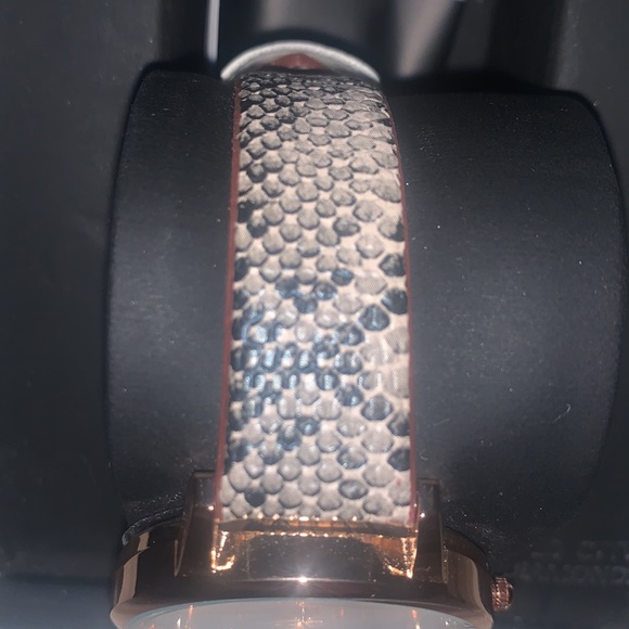 Nicole Miller watch - Picture 3 of 5